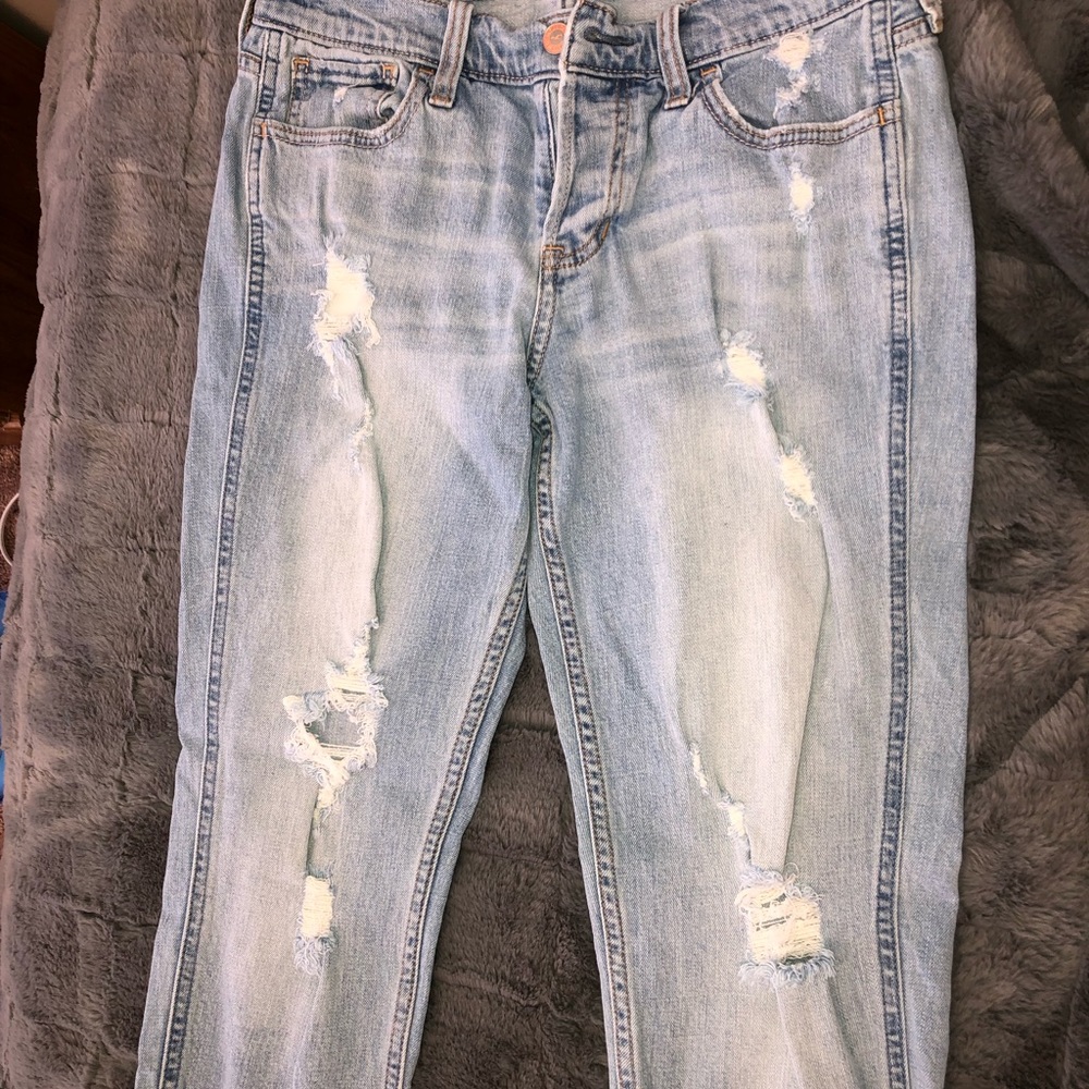 Hollister Vintage Boyfriend Jeans - Picture 2 of 4